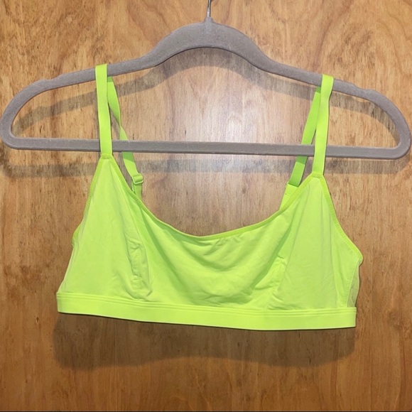 Parade Bra - Picture 2 of 5